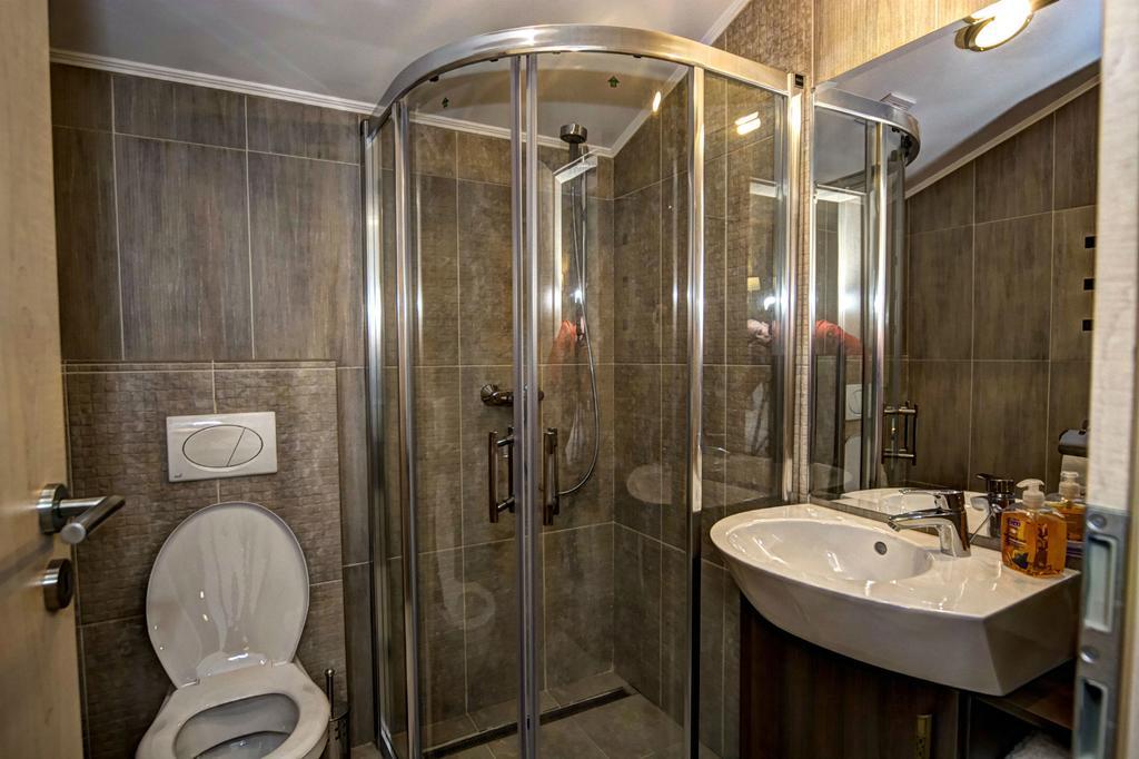 Pensiunea Poiana Viselor Maison d'hôtes Poiana Mărului