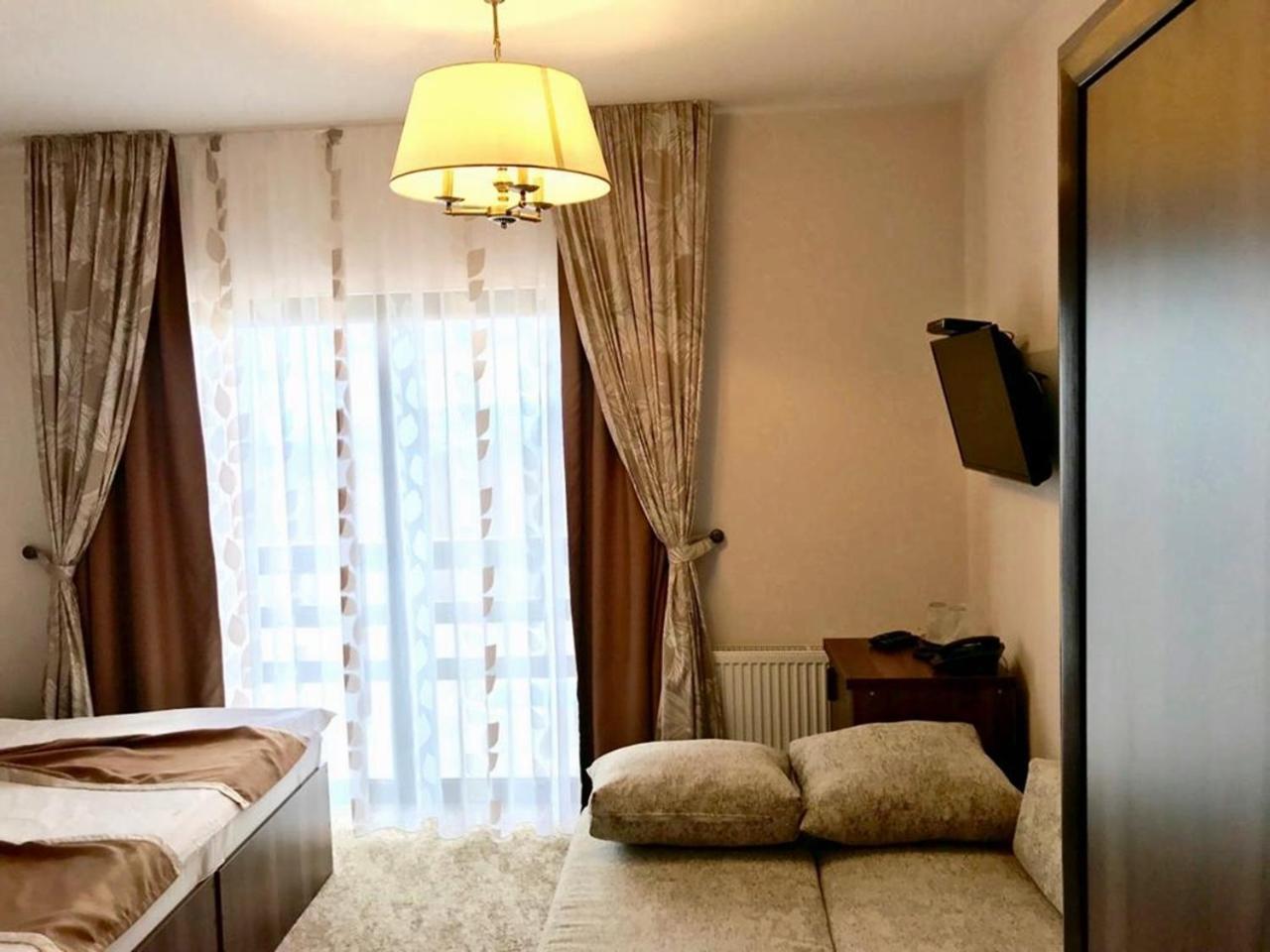 Pensiunea Poiana Viselor 4* Poiana Mărului